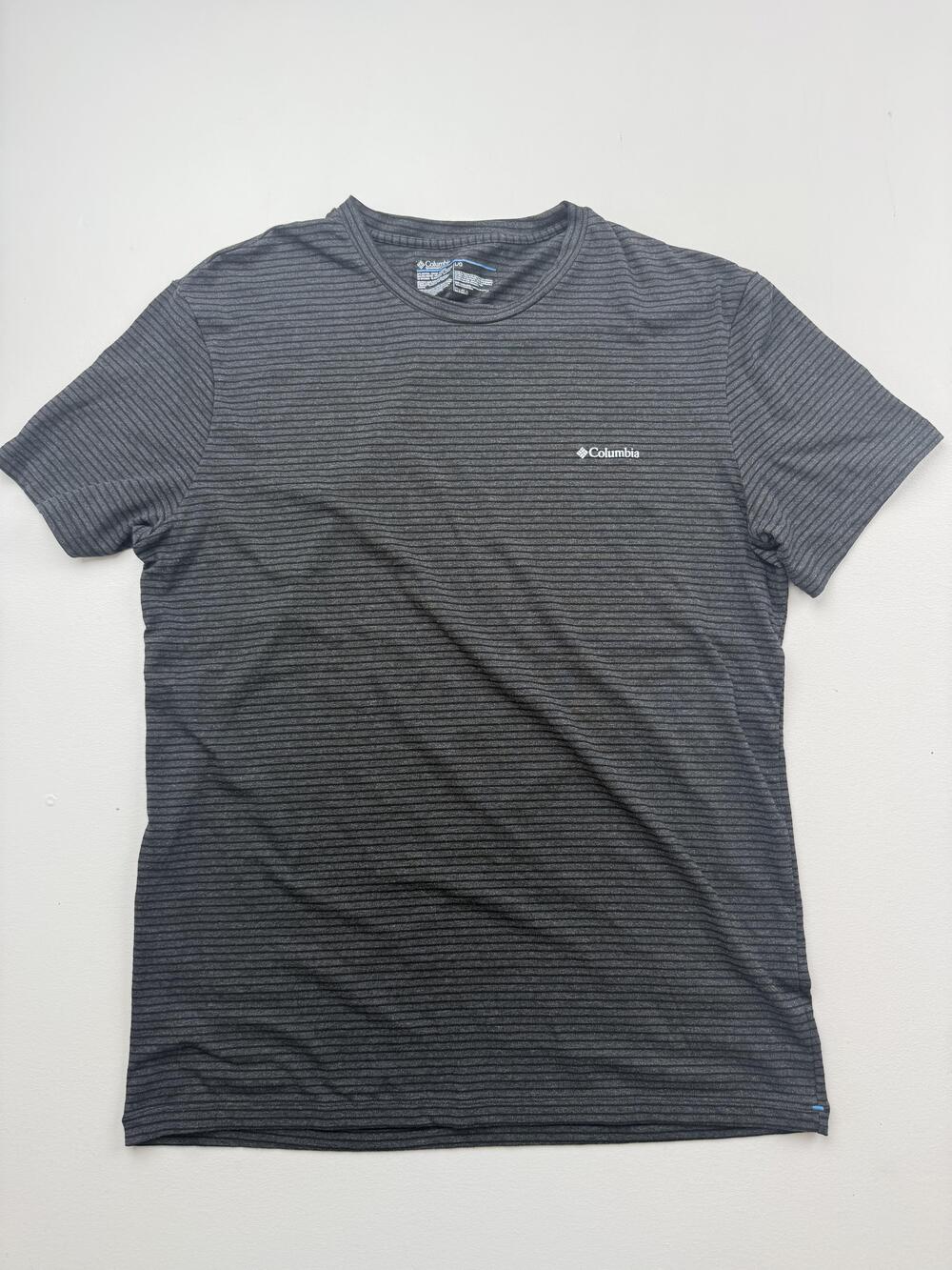 Columbia Shirt Mens Large Gray Striped Stretch Performance Tee Crewneck Summer